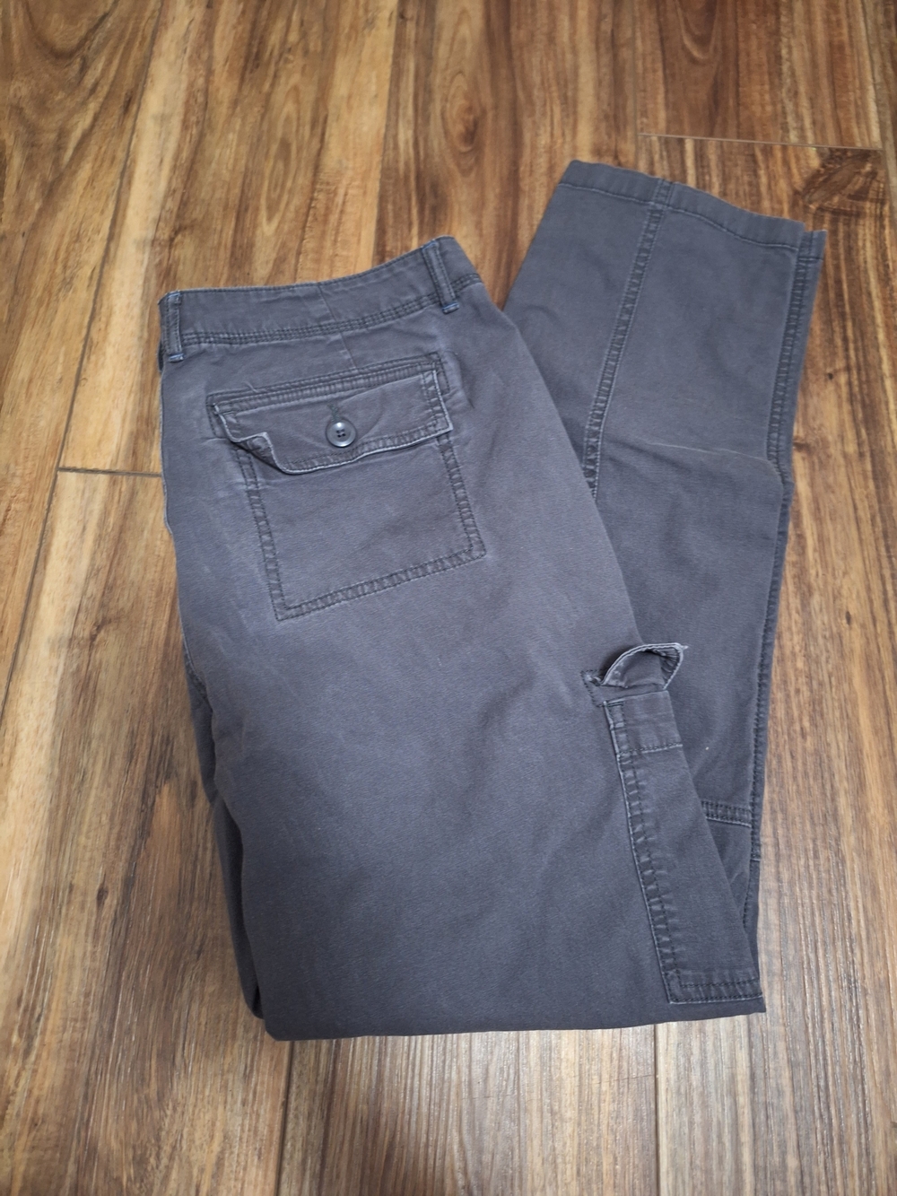 L.L. Bean Favorite Fit Size 10 Cargo Pant